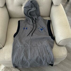 Under Armor Project Rock Sleeveless hoodie Medium